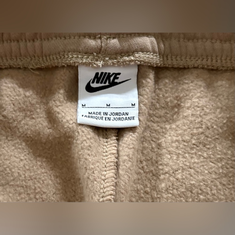 Nike Men's Beige Cargo Sweatpants (M) - Picture 4 of 7